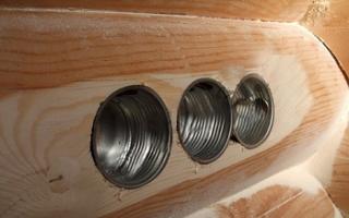 Pemasangan kabel listrik yang benar pada rumah kayu adalah kunci keselamatan