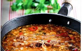Kharcho Georgia: resep hidangan daging sapi nasional